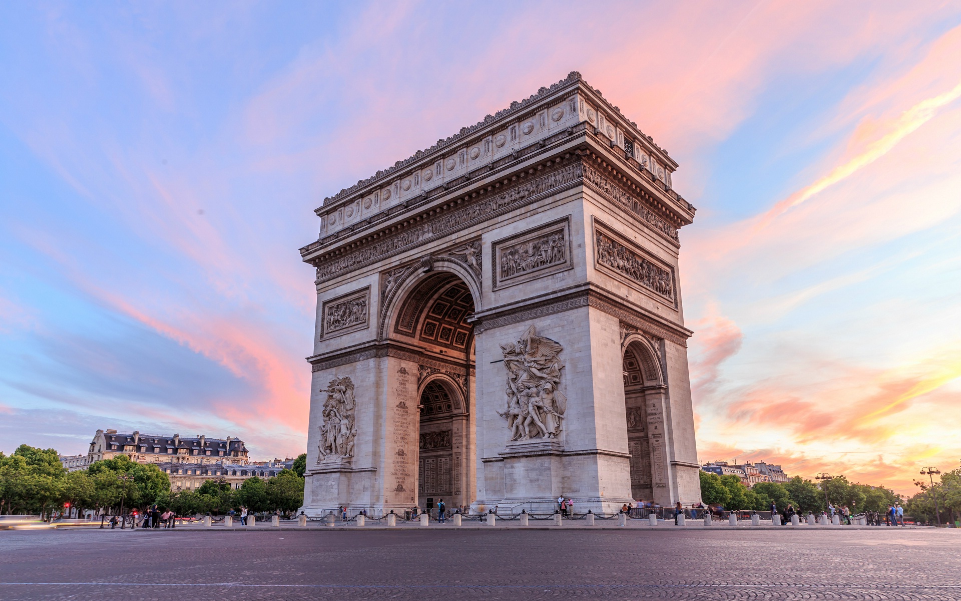 Tour Châu Âu Tết Âm lịch 2023